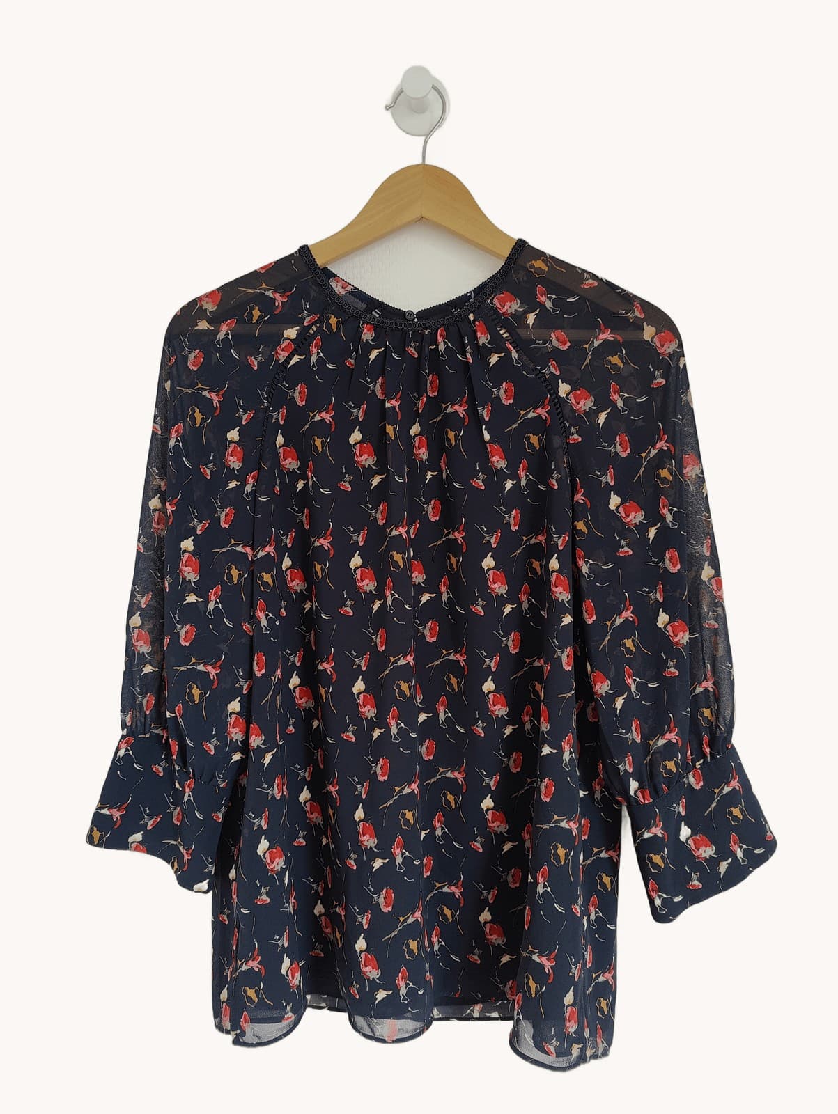 Blouse REISS bleu marine à imprimé floral – Taille M