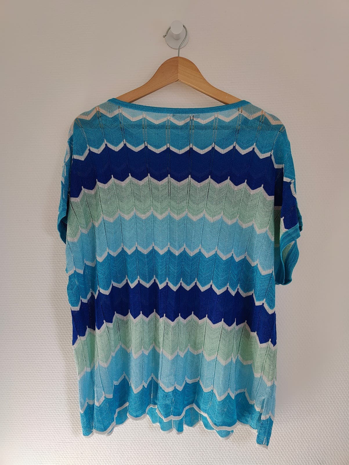 Top maille ajourée à rayures ondulées Bisou’s Project – Taille S/M  — photo 4