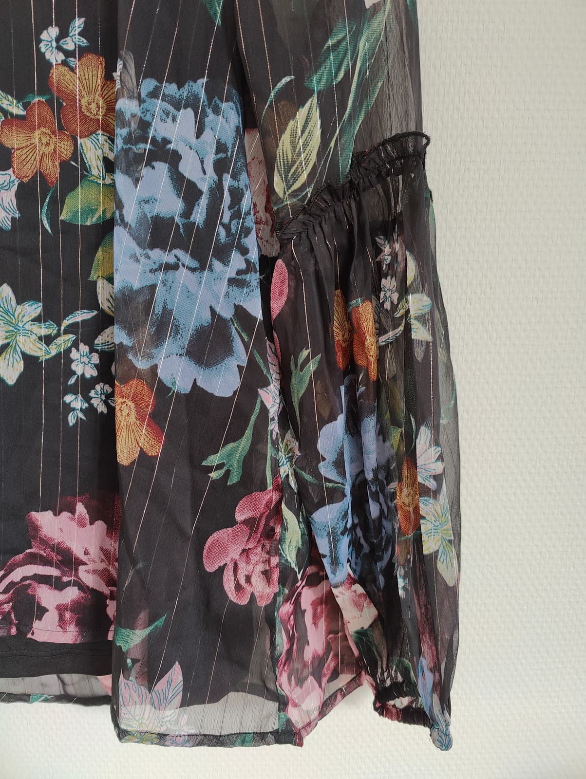 Blouse Object fleurie noire – Taille 38 — photo 3