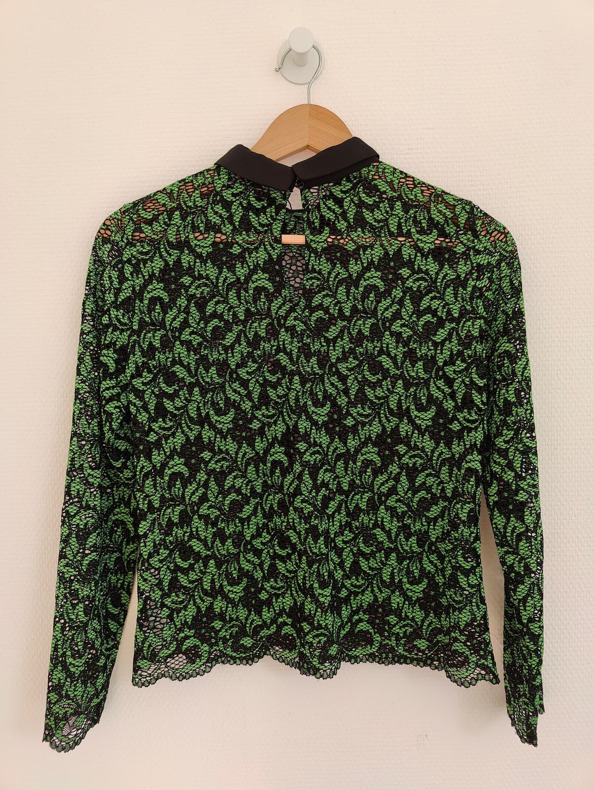 Top en dentelle  verte et noire Zara – Taille S — photo 5