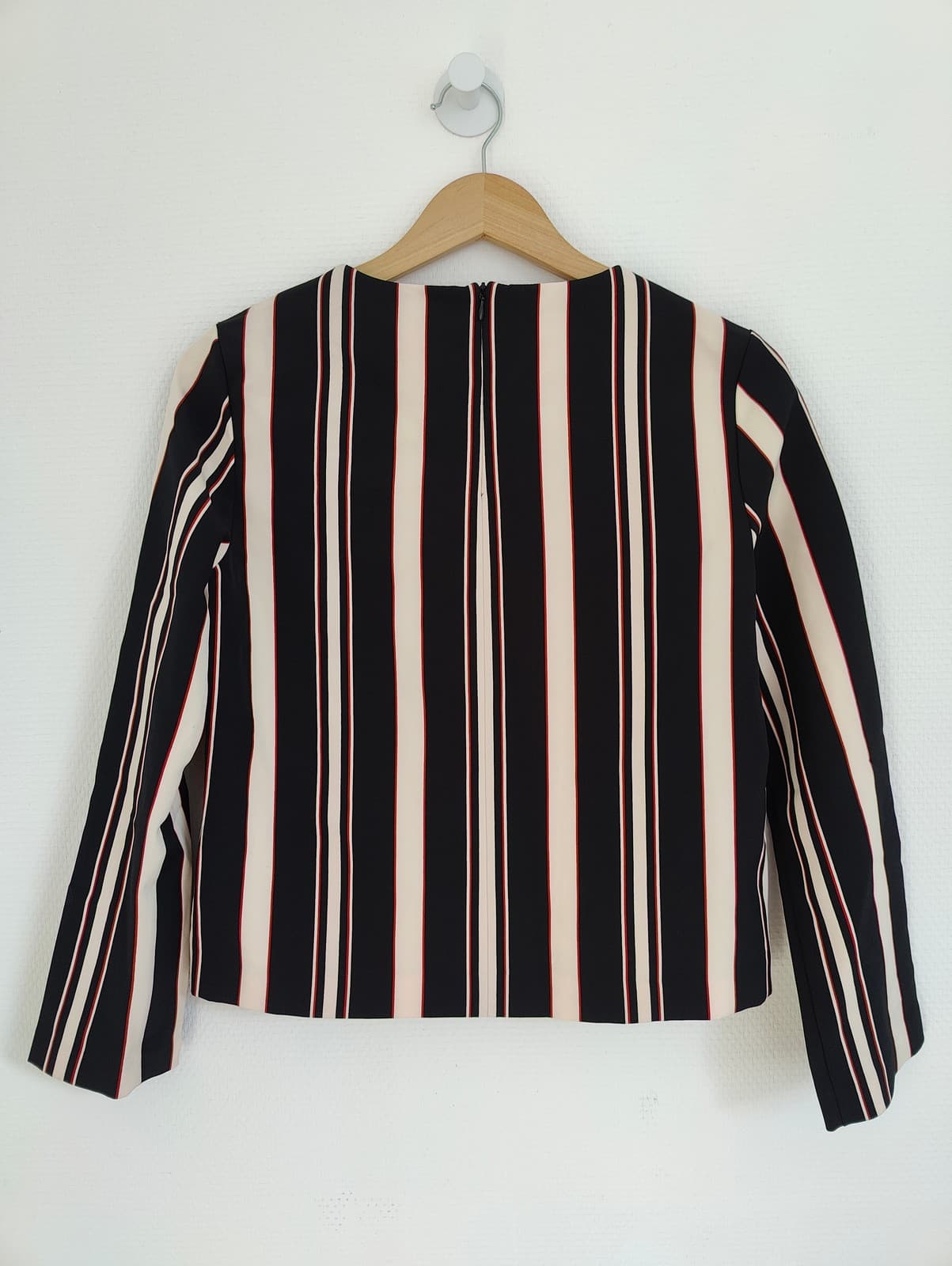 Blouse Zara à rayures noir et écru – Taille S — photo 4