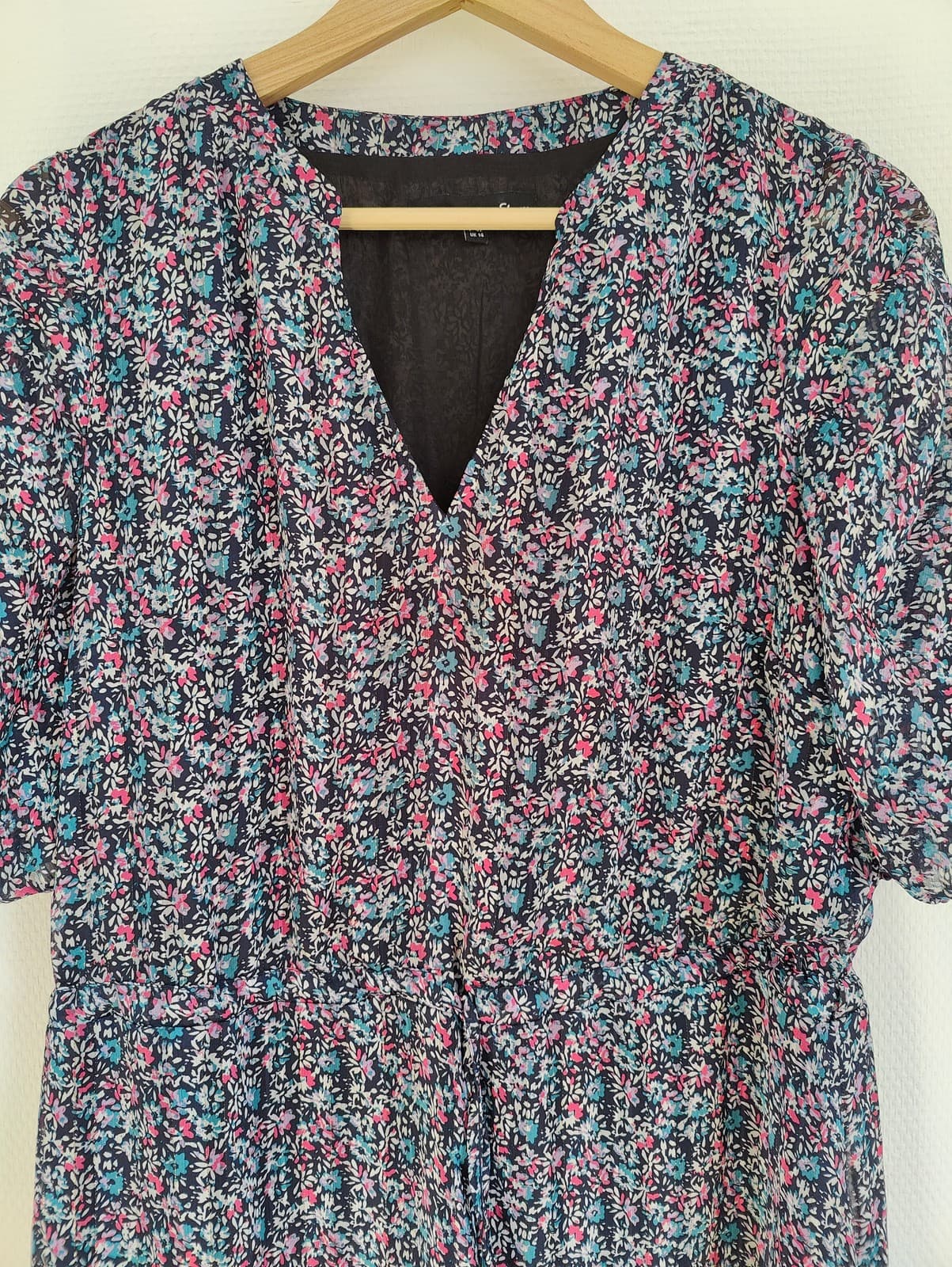 Robe Etam à imprimé floral multicolore – Taille 42 — photo 2