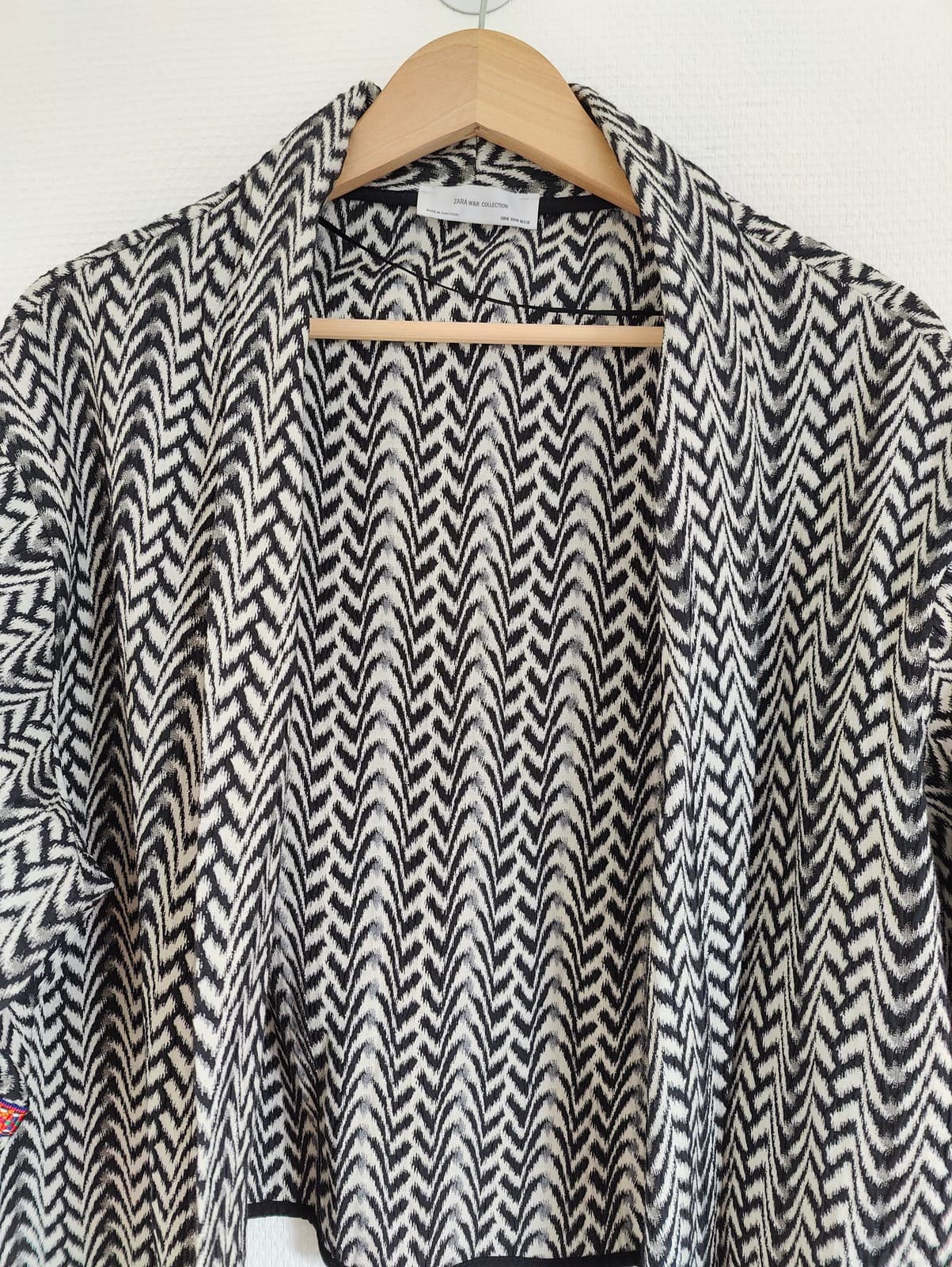 Veste kimono chevrons noir et blanc brodée Zara – Taille M — photo 2