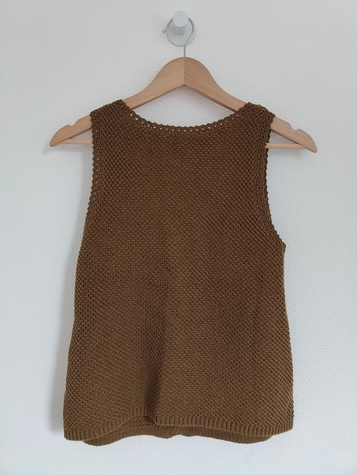 Top en maille boutonné Sézane – Taille M  — photo 4