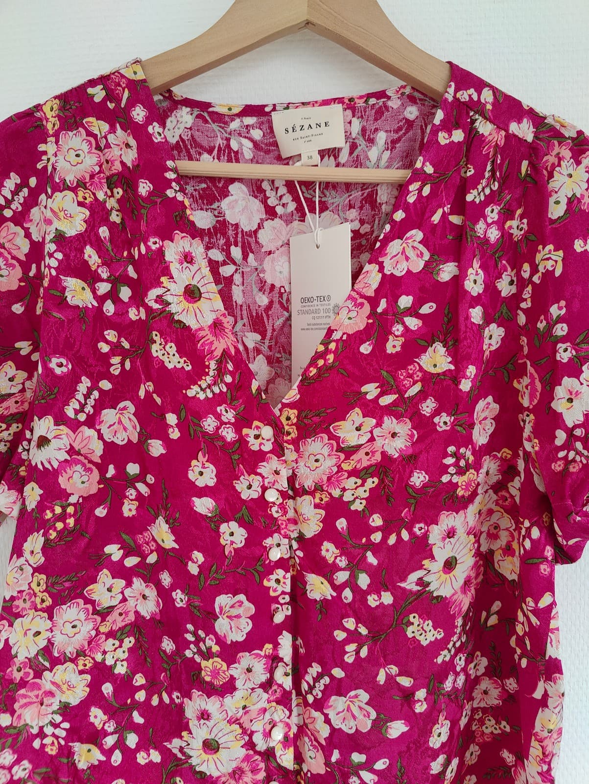 Blouse fleurie fuchsia à col V Sézane – Taille M — photo 3