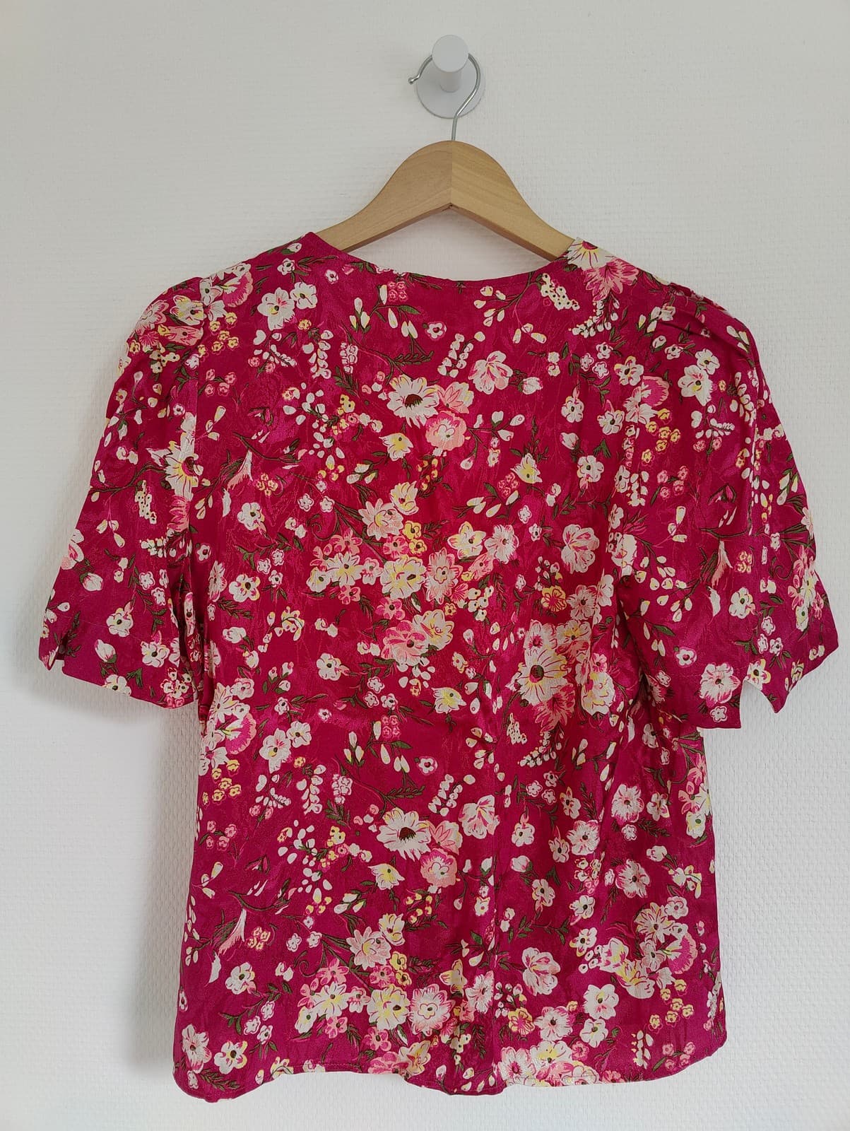 Blouse fleurie fuchsia à col V Sézane – Taille M — photo 5