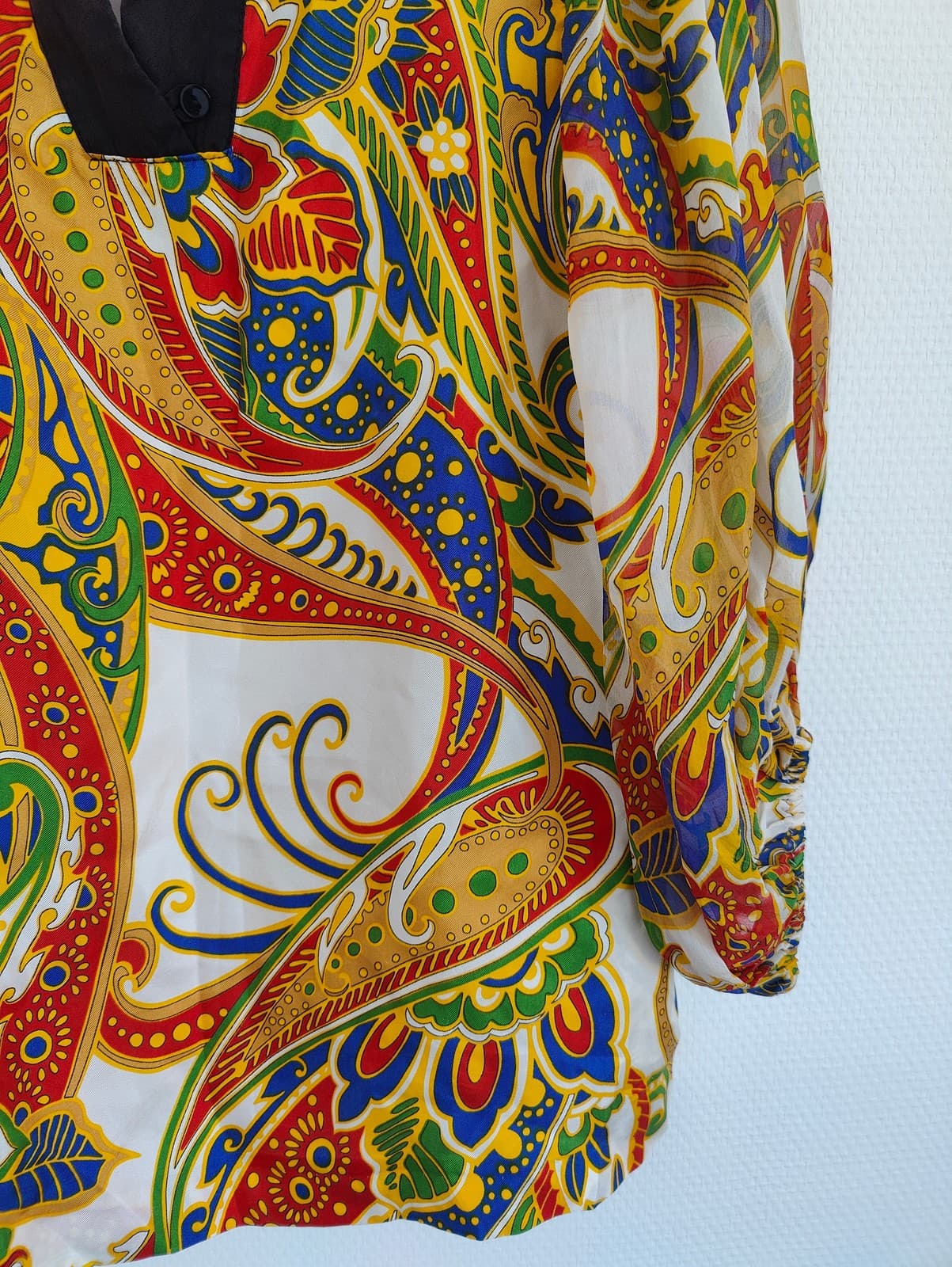 Blouse cachemire multicolore à col noir Zara – Taille M — photo 4