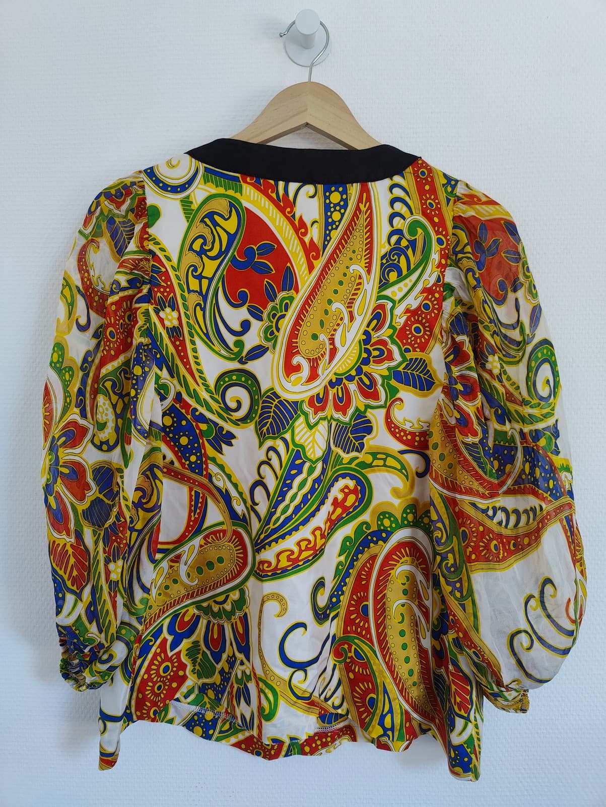 Blouse cachemire multicolore à col noir Zara – Taille M — photo 6