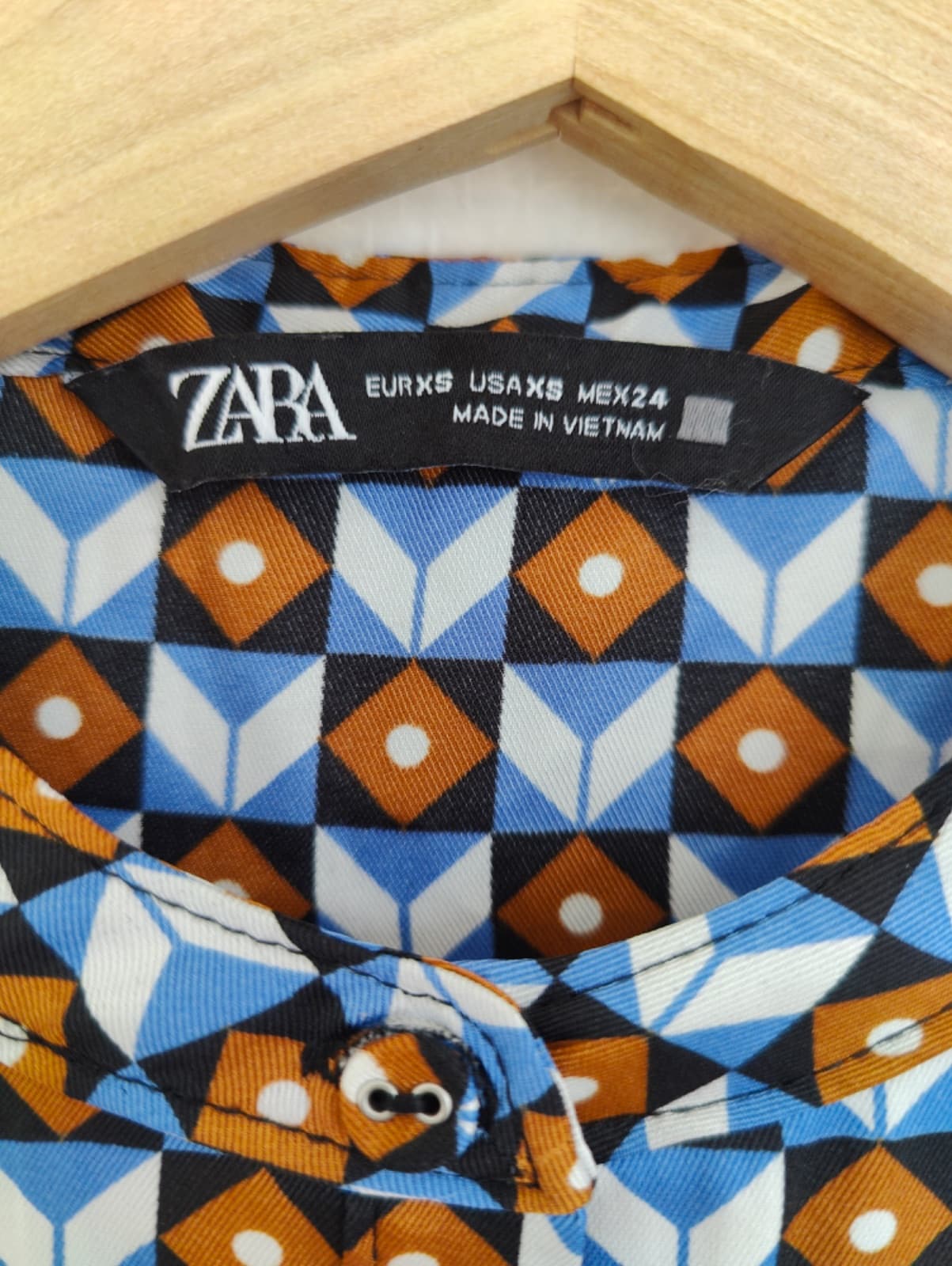 Chemisier imprimé à col montant Zara – Taille XS — photo 4
