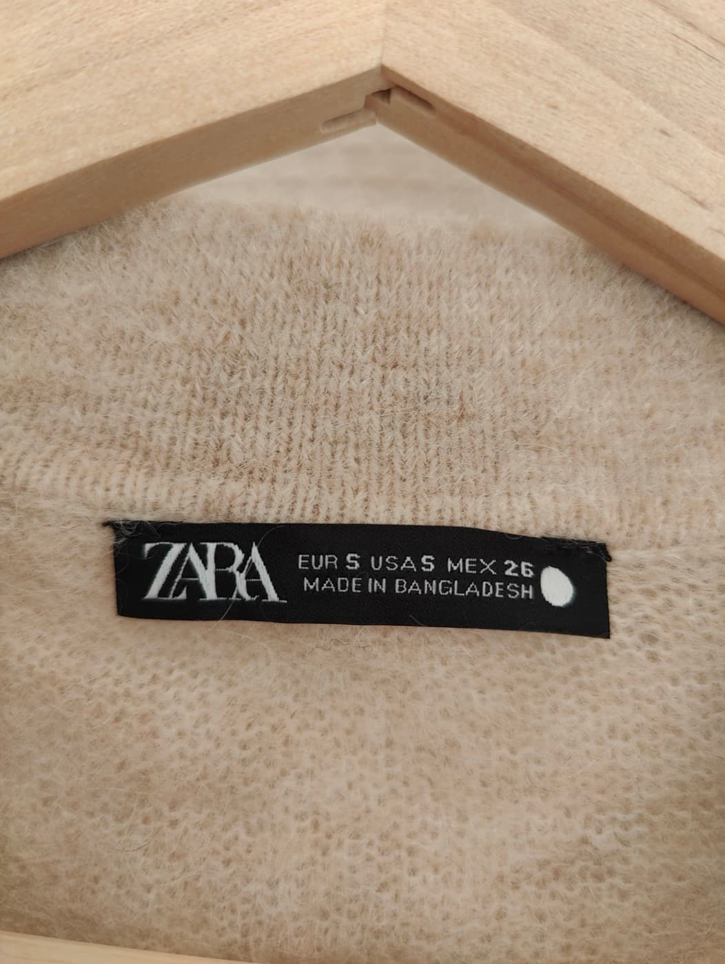 Cardigan boutonné beige en maille douce Zara – Taille S — photo 4