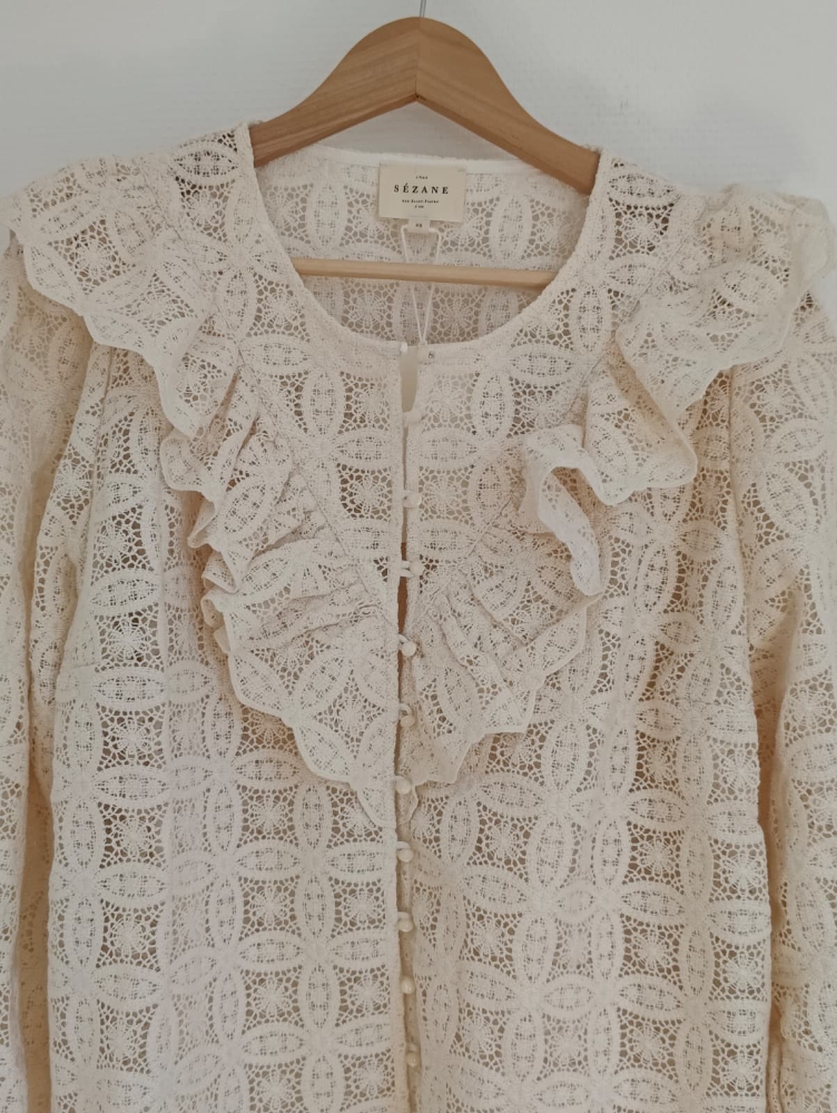 Chemise Sézane en dentelle à volants – Taille 46 — photo 3