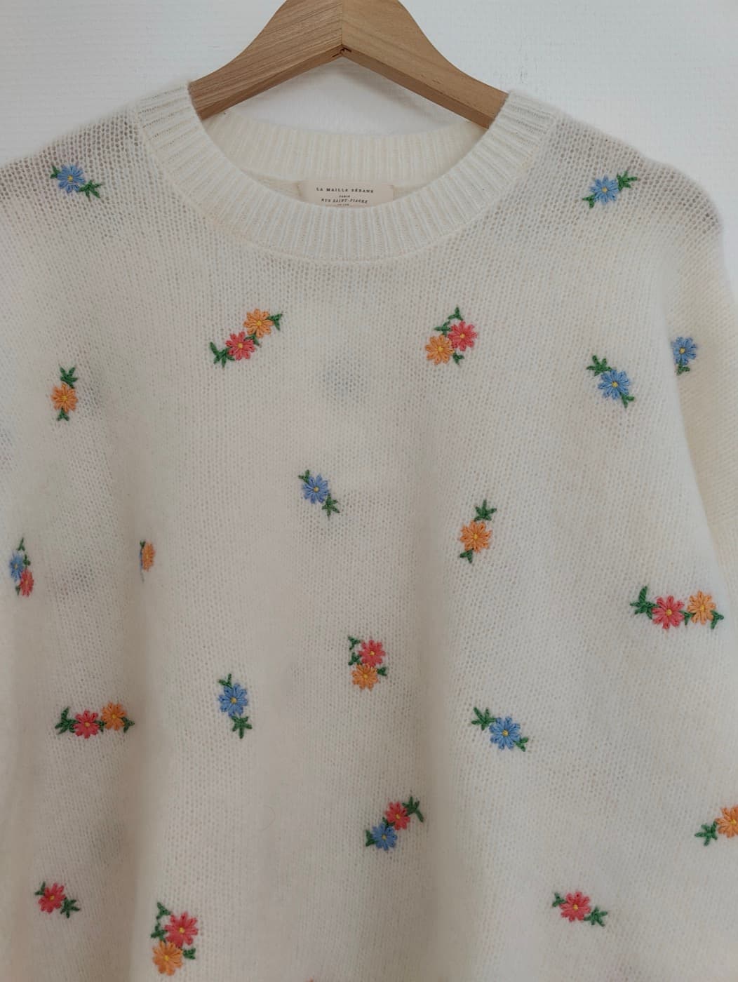Pull Sézane en mohair à fleurs brodées – Taille XXL — photo 3