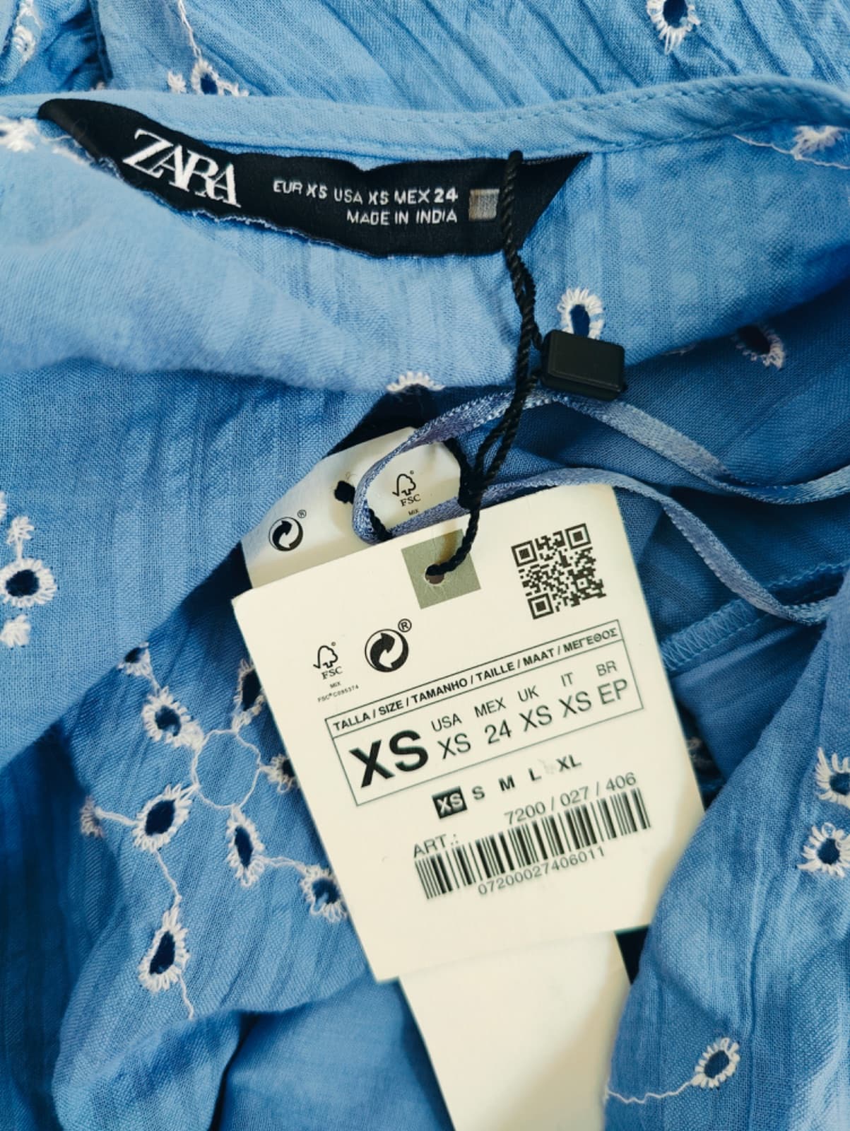 Robe Zara en broderie anglaise ajourée – Taille XS — photo 4