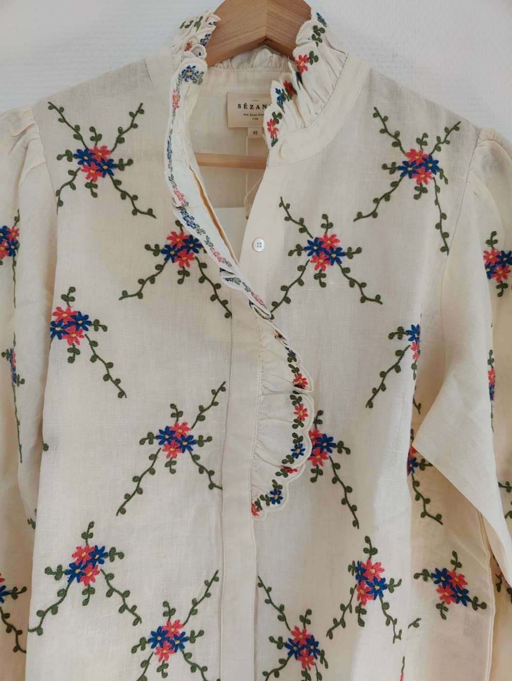 Chemise Sézane en lin écru brodée – Taille 42 — photo 3