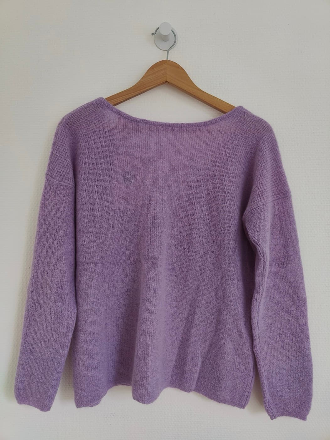Gilet Sézane en maille douce lilas à col V – Taille M — photo 3