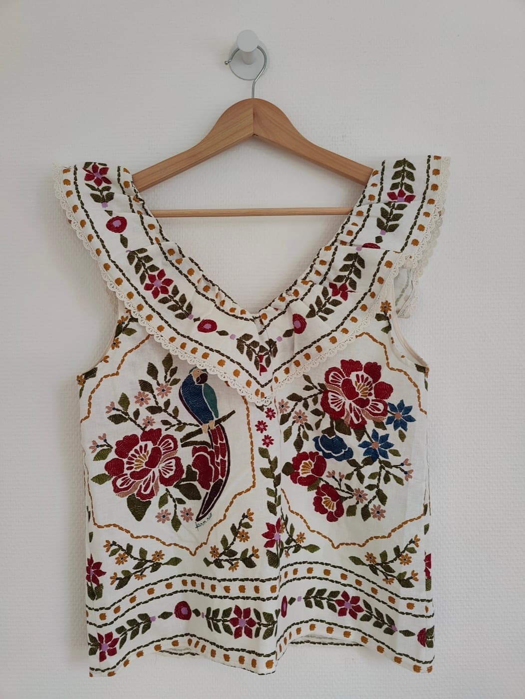 Top Sézane x Farm rio en lin à broderie florale – Taille 40 — photo 3