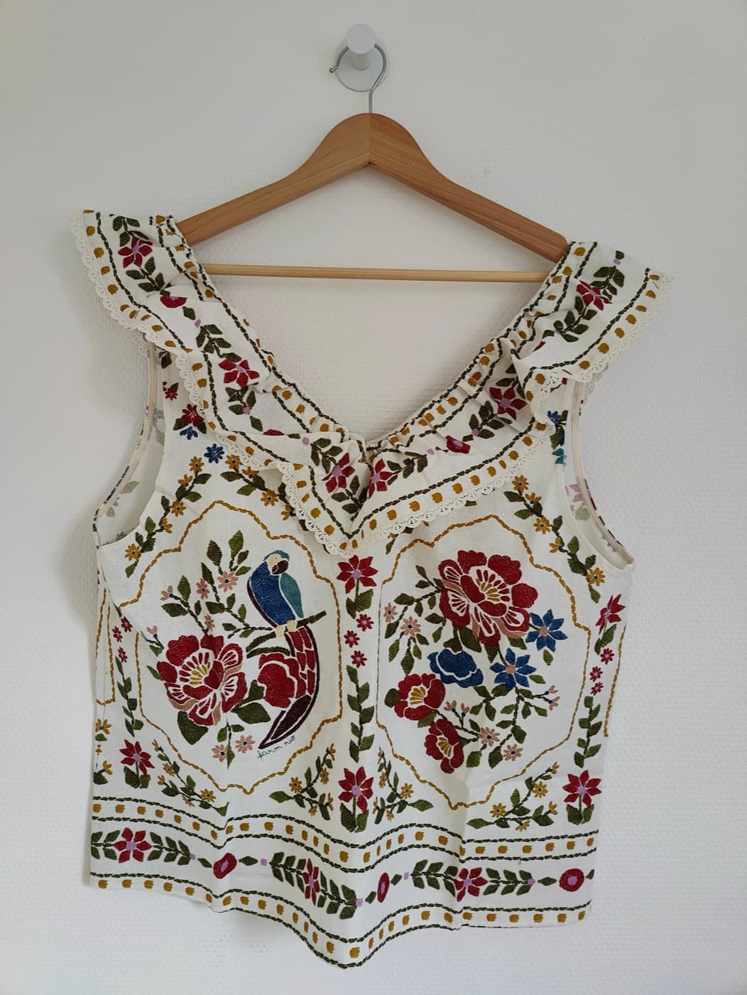 Top Sézane x Farm rio en lin à broderie florale – Taille 46 — photo 4