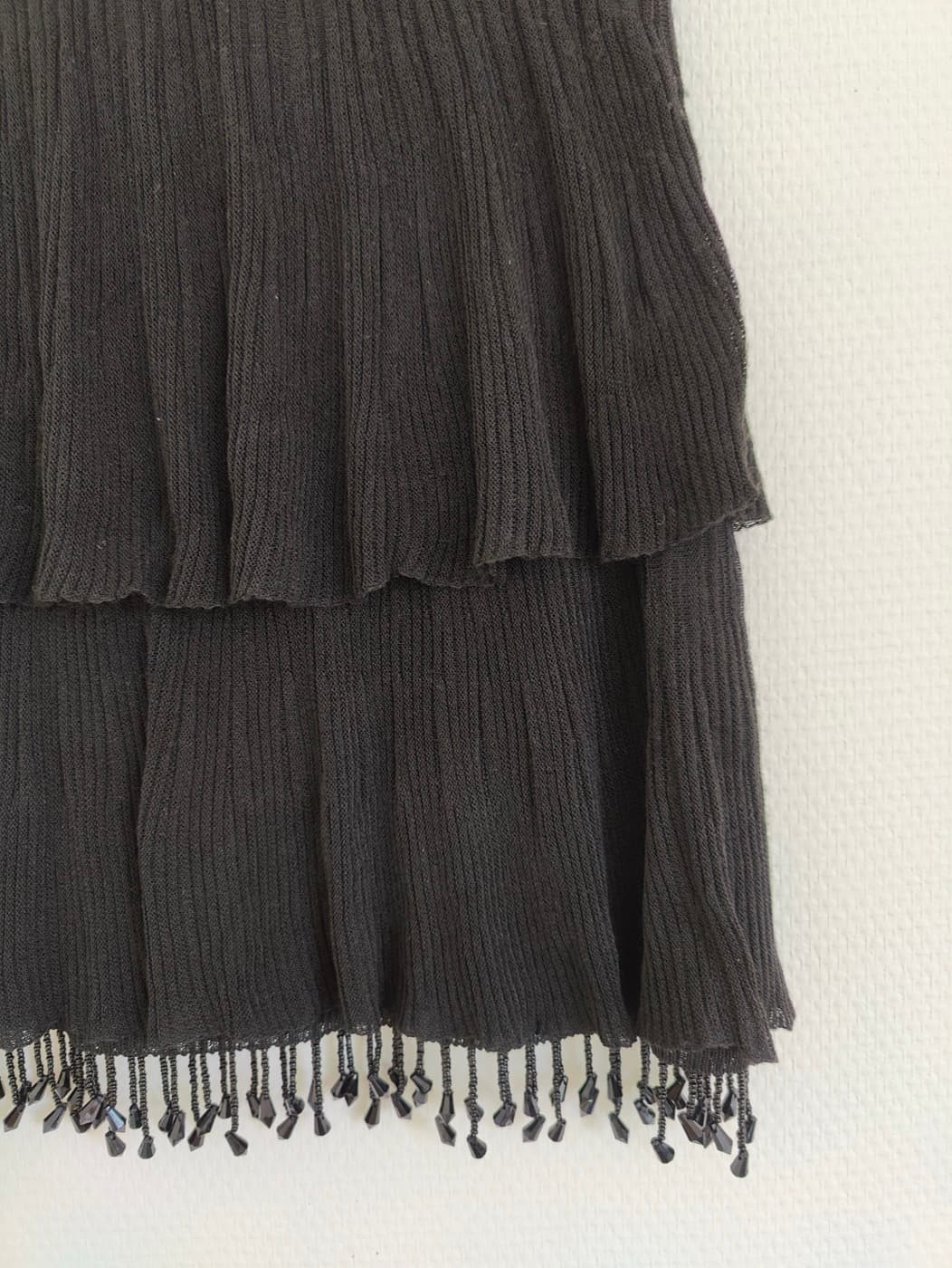 Jupe courte Zara en maille noire à volants – Taille S — photo 2