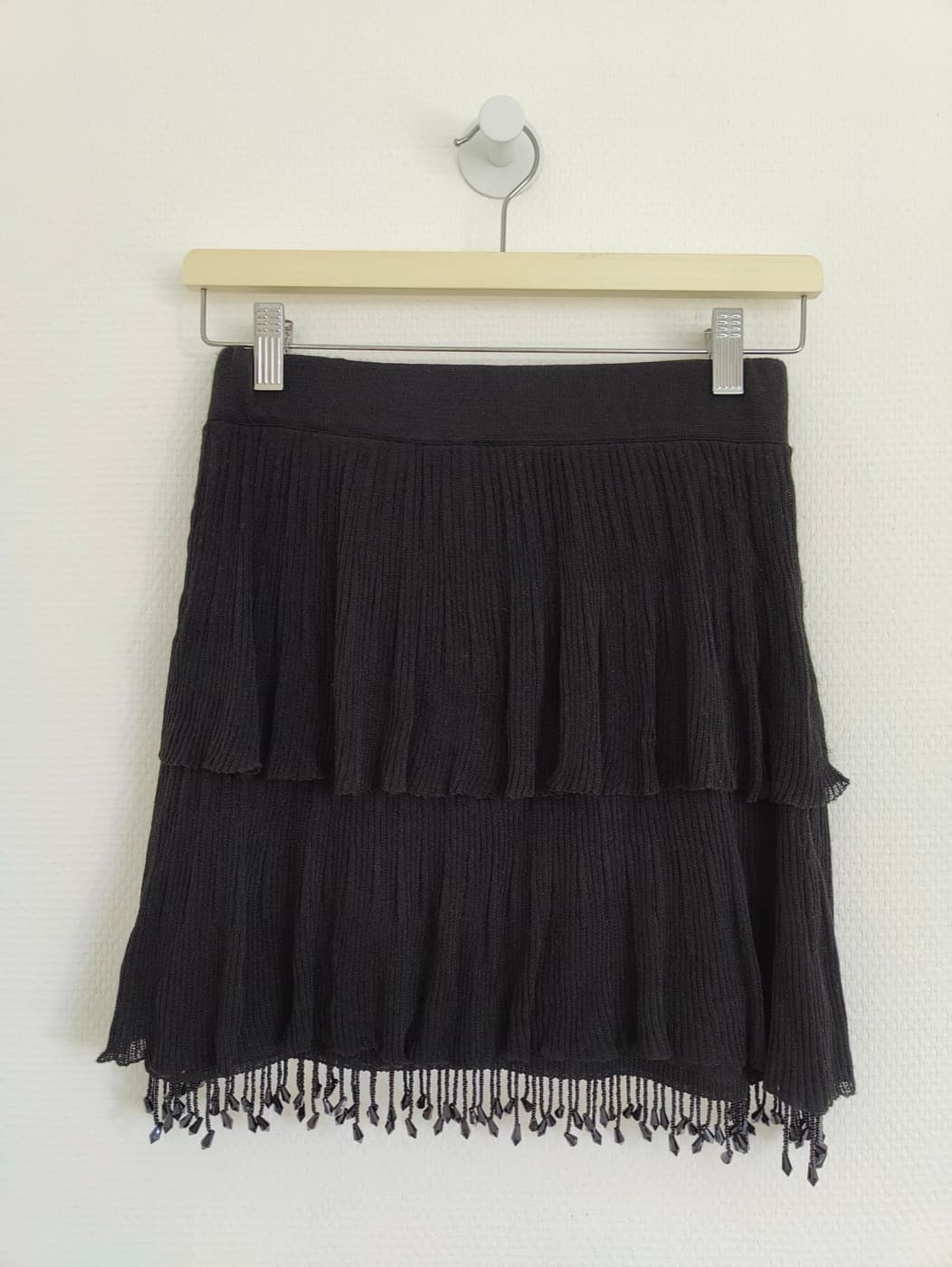 Jupe courte Zara en maille noire à volants – Taille S — photo 3