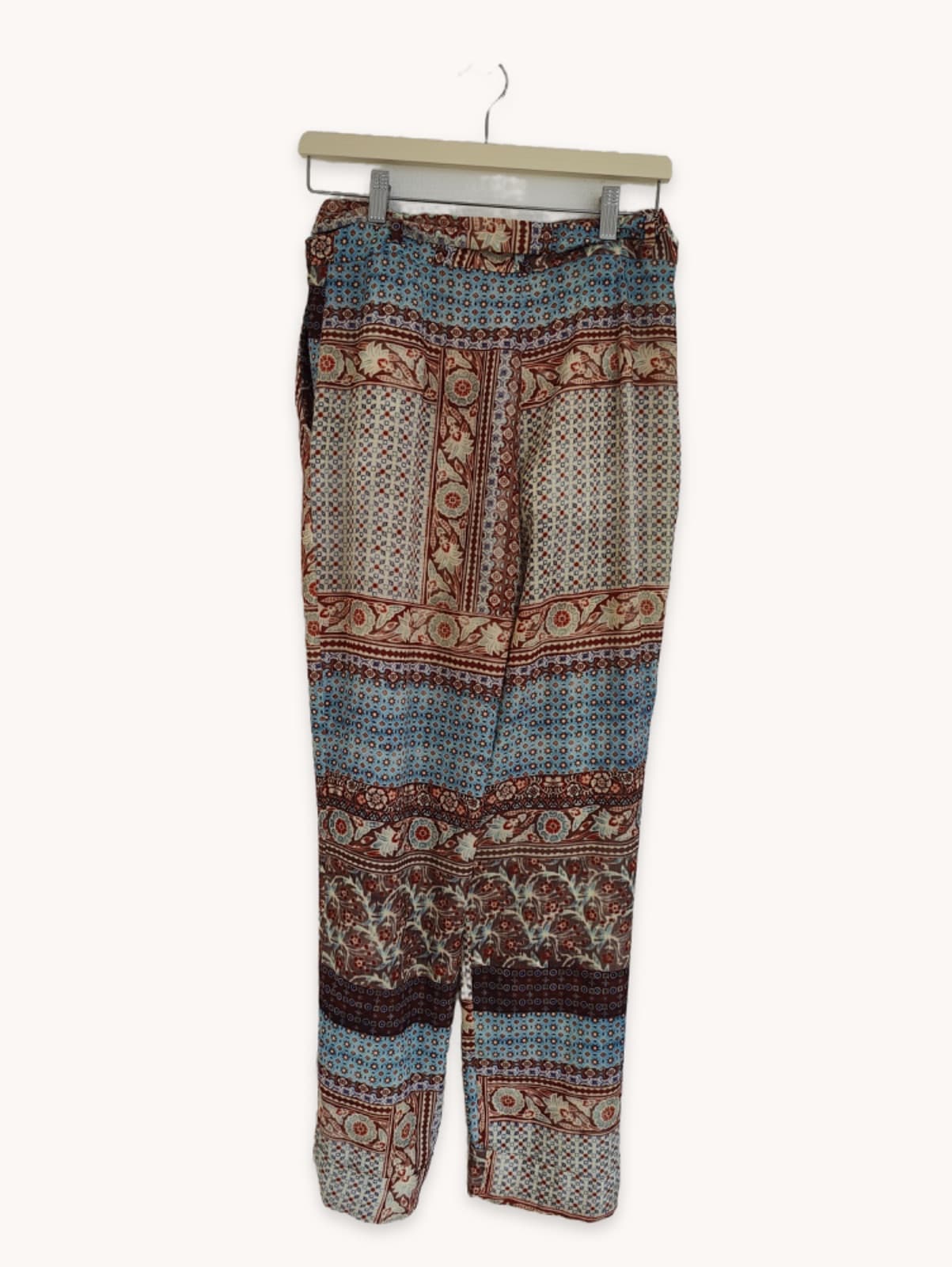 Pantalon Zara à imprimé patchwork – Taille M — photo 4