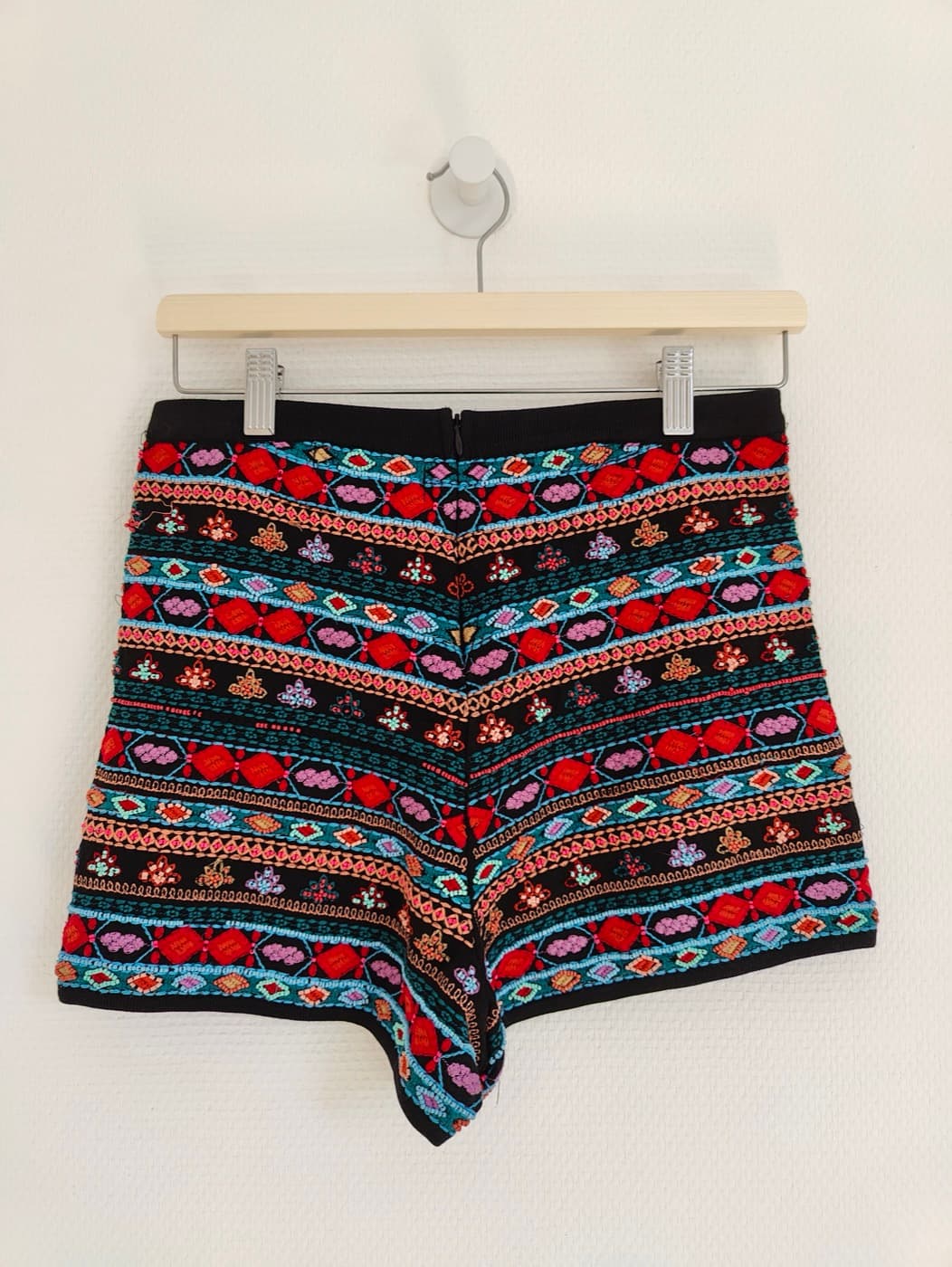 Short Zara à broderies ethniques – Taille S — photo 3