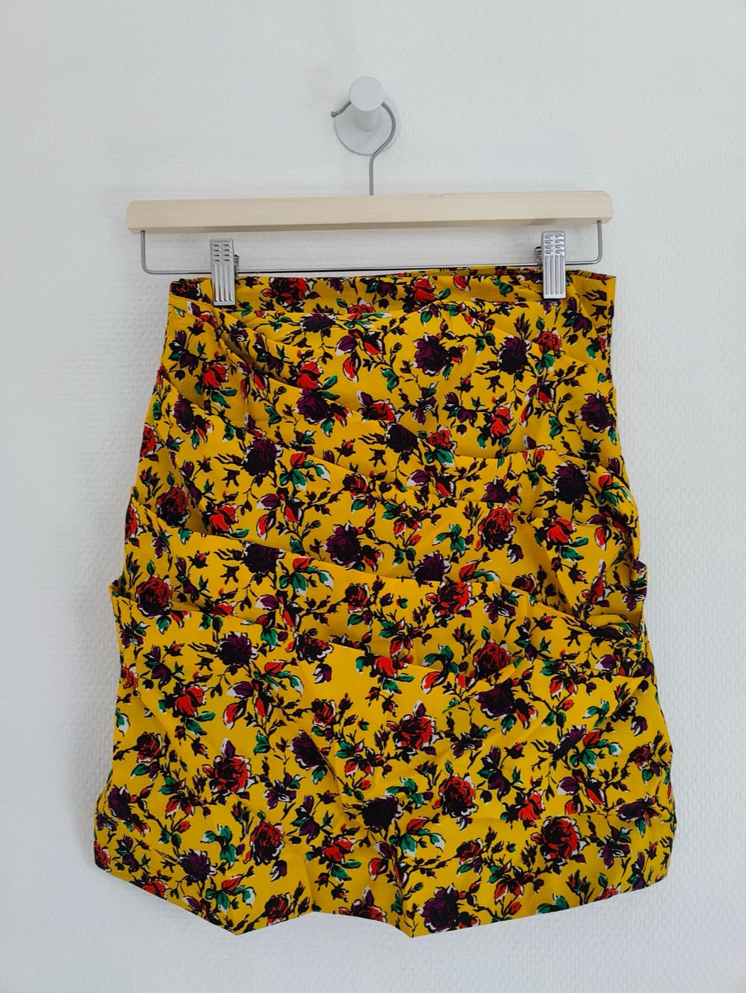 Jupe Zara à imprimé floral – Taille S — photo 4