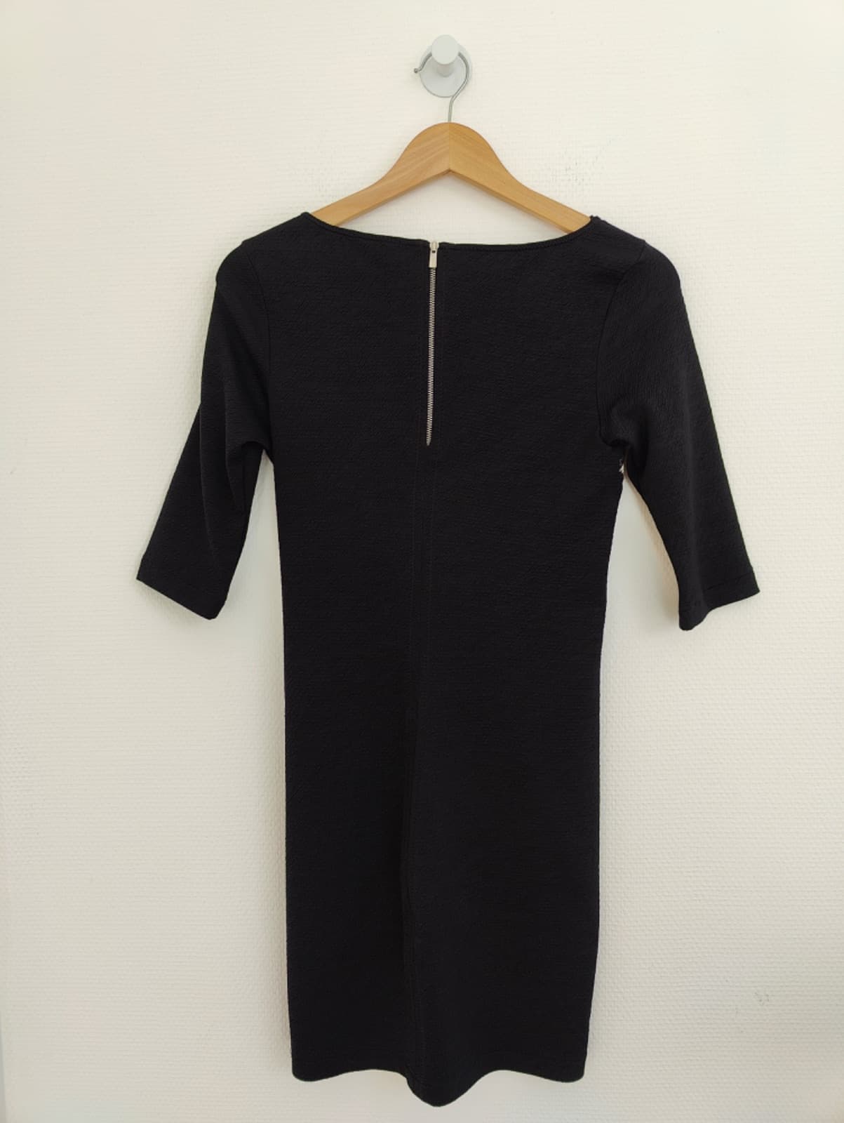 Robe Zara noire avec dentelle contrastante – Taille M — photo 5