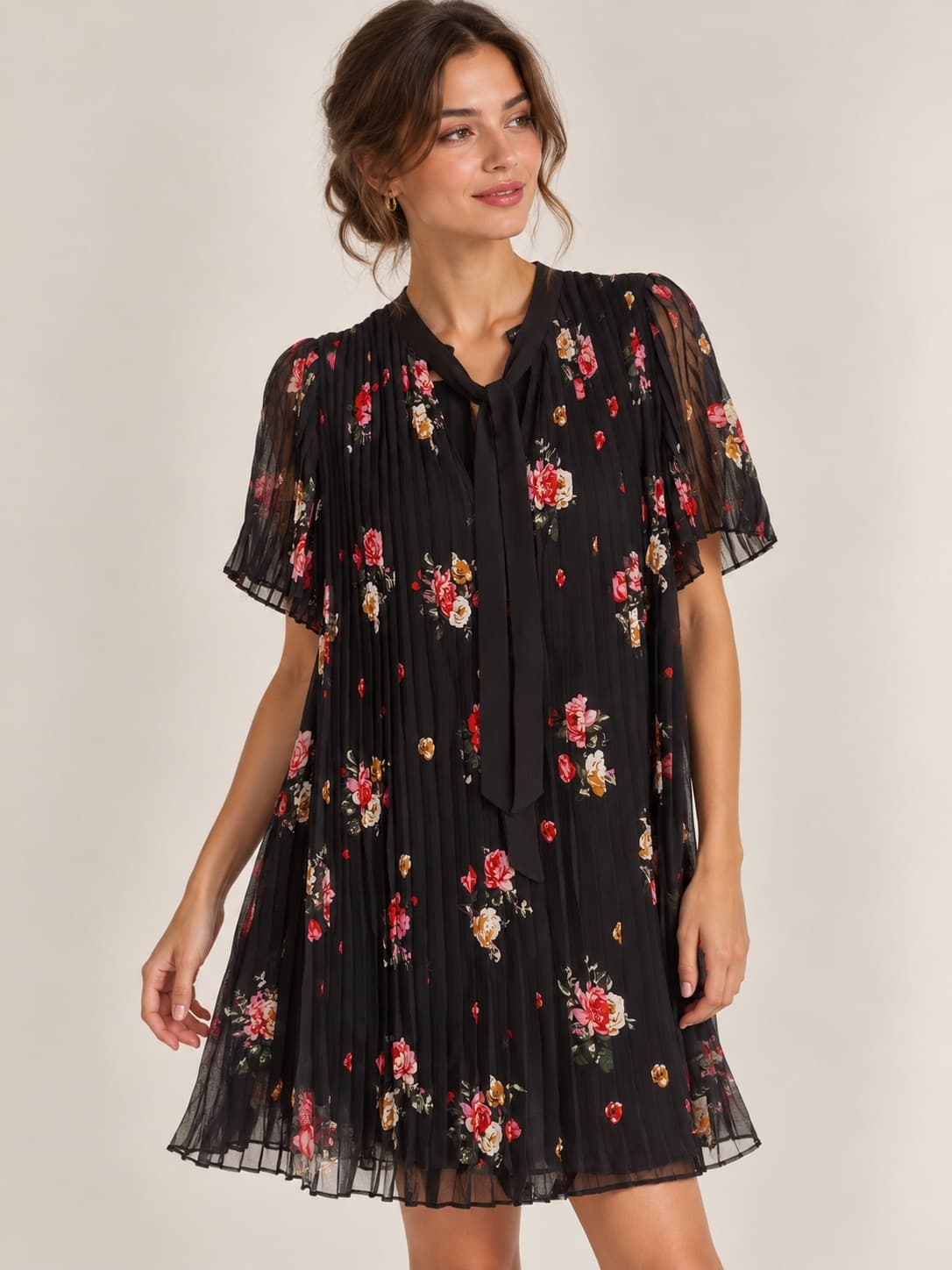 Robe plissée fleurie noire – Taille XS