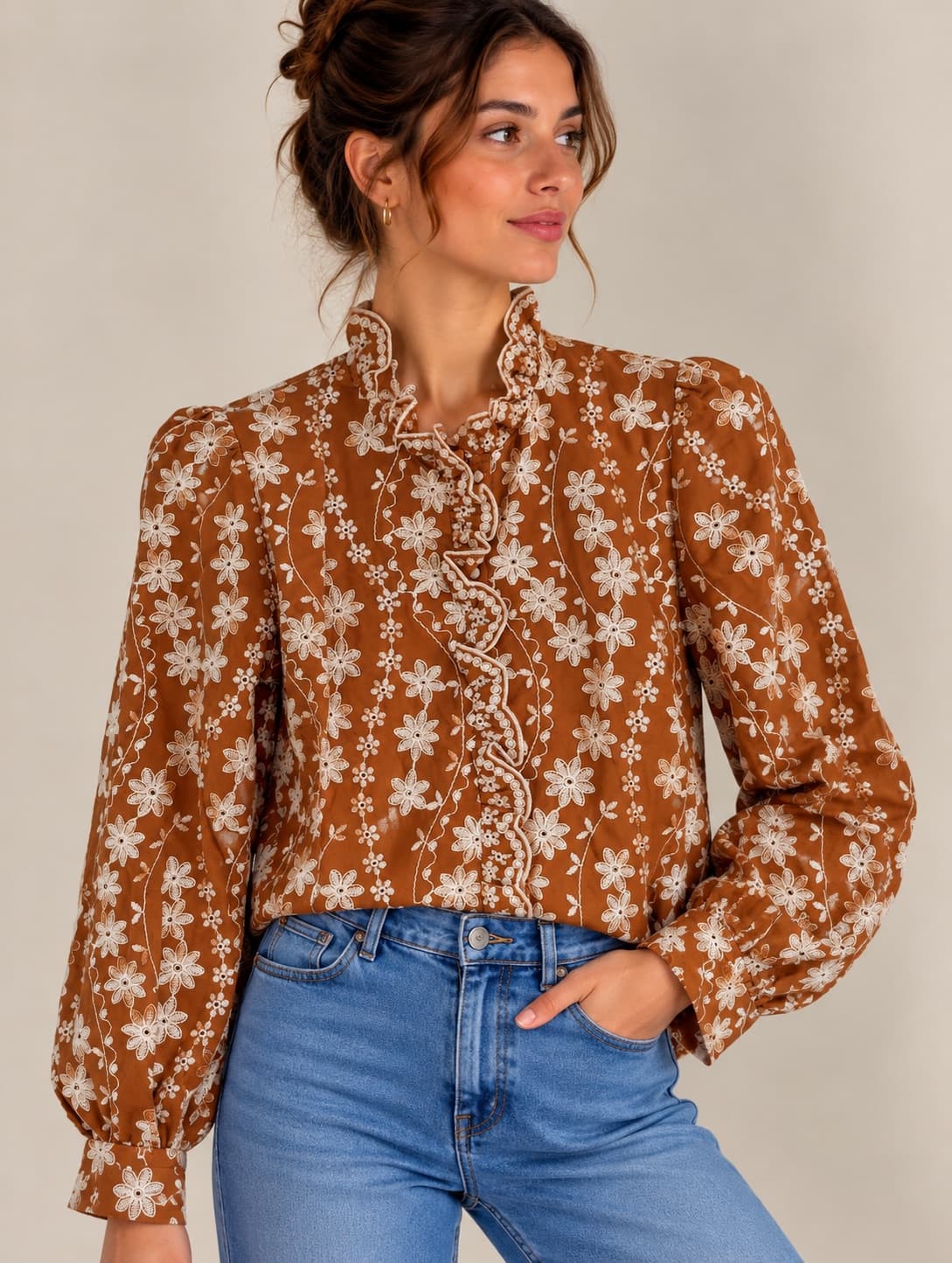 Chemise Sézane camel à broderies florales  – Taille 38 — photo 1
