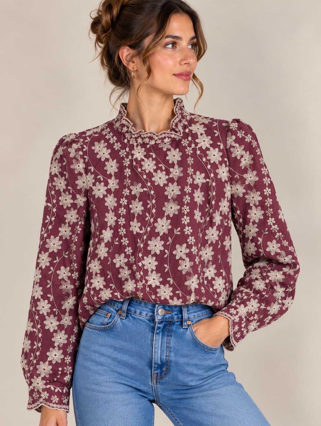 Blouse Sézane bordeaux à broderies florales écrues – Taille 40 — photo 1