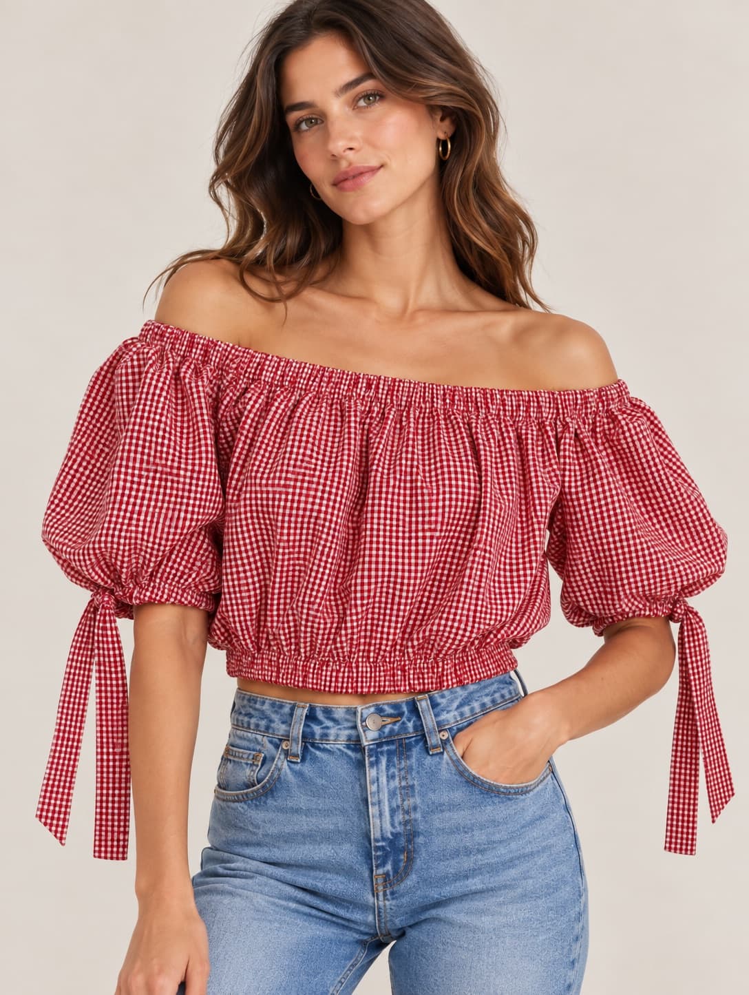 Zara top met rode vichyruit en bardothals – Maat M