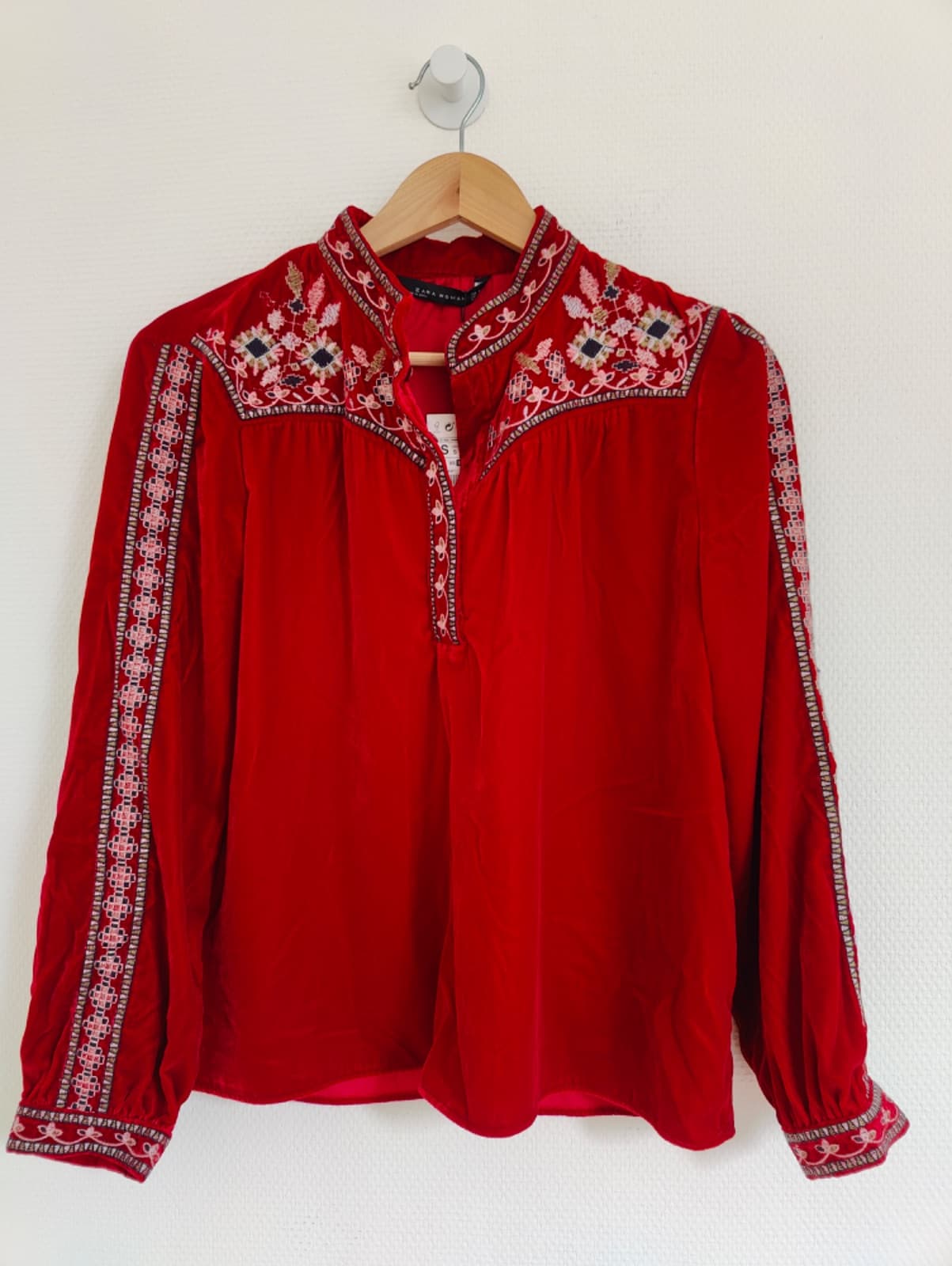Blouse Zara rouge brodée style bohème – Taille S — photo 2