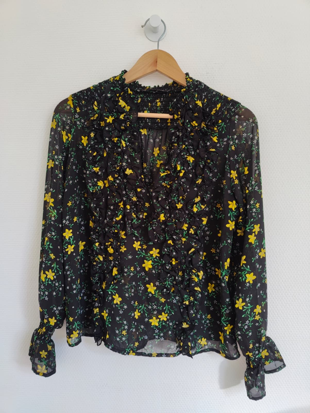 Blouse fleurie à volants Zara – Taille M — photo 2